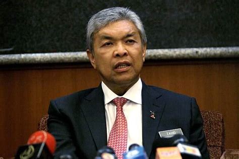 Ahmad zahid hamidi (born 4 january 1953) is a malaysian politician who has served as 8th president of the united malays national organisation (umno) and 6th chairman the ruling barisan nasional. Zahid to Dr M: Don't lose people's respect