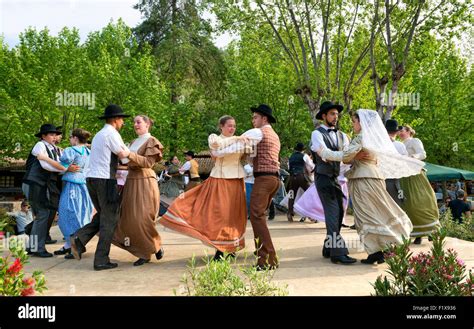 Folklore Tanz In Alte Portugal Algarve Stockfotografie Alamy