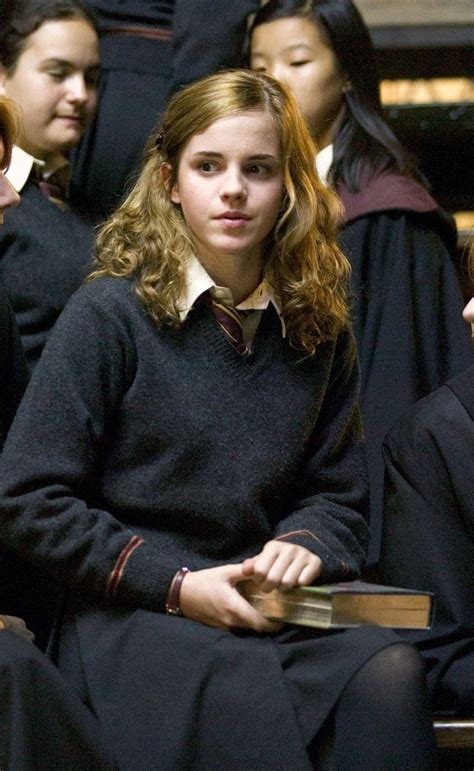 Watson Obsession On Twitter Hermione With A Book The Goblet Of Fire