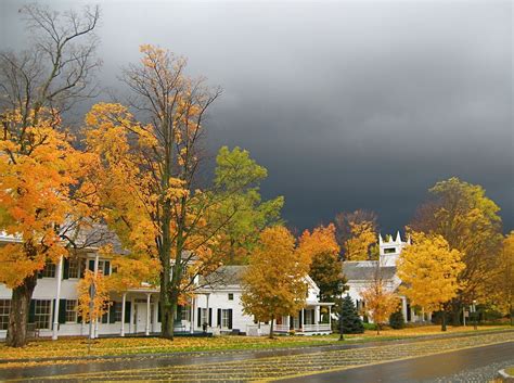 Manchester Vermont On A Cloudy Day Autumn Pinterest