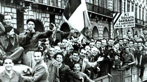 25 Aprile Anniversario Della Liberazione Milanopressit