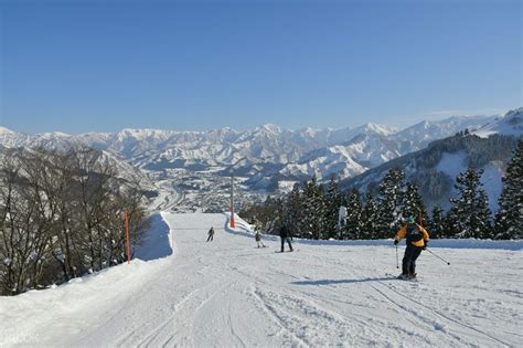 Gala Yuzawa Ski Resort Day Pass With Equipment Rental In Niigata