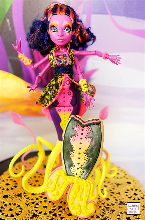 Read reviews and buy monster high: Monster High Party Ideas - Great Scarrier Reef - Soiree ...