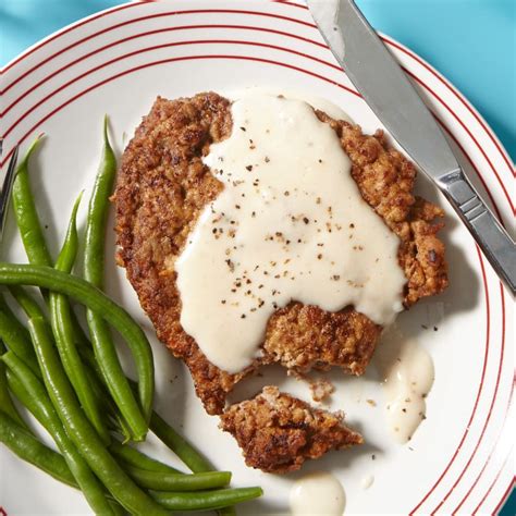 With just 6 points + per serving, you can enjoy this popular comfort food recipe just try this slimmed down version, adapted from paula dean's country fried steak and gravy recipe, and you'll save yourself a whole lot of. Country-Fried Steak with Creamy Gravy | Rachael Ray In ...