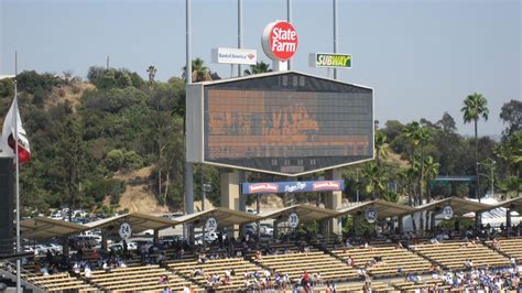 Dodger Stadium One Reason To Love La If You Hate The Lakers Sb