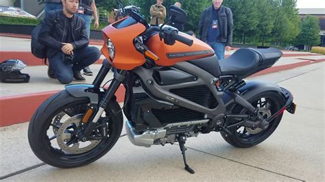 This was way underpowered so with the help of evinrude made a 405cc engine and five of these motorbikes were made and promptly sold. Production-Spec Harley Davidson Livewire Electric Bike ...