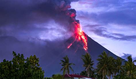 Mayon Volcano Eruption In Philippines