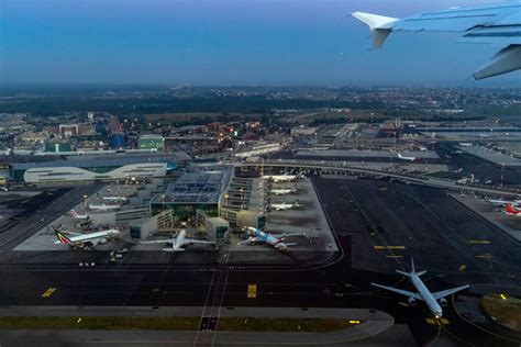 Aeroporto Di Roma Fiumicino Una Breve Storia Colornews