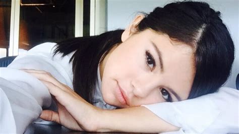 Selena Gomez Shares A Selfie From The Day She Was Nervous As Hell
