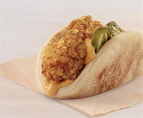 Taco Bell Crispy Chicken Sandwich Taco Now Available In Michigan