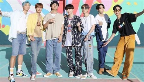 Even with most of the world's live music on hold, bts had one of their biggest years ever. BTS leaves ARMYs elated with upcoming 'Dynamite night' on ...