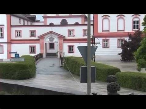 In the 14th century by the bavarian dukes built on a rock to protect the schärding inn bridge. Applaus, Applaus RS-Neuhaus am Inn - YouTube