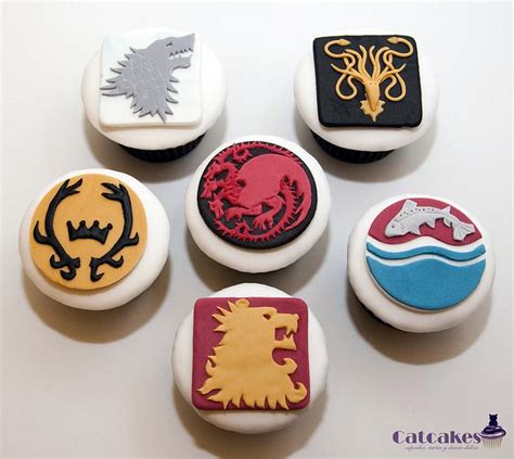 Game Of Thrones Cupcakes Decorated Cake By Catcakes Cakesdecor