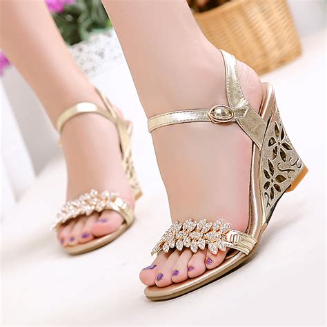 Sandals For Women The Best Option In Summer
