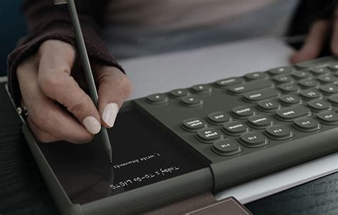 Ouverture Keyboard With Digital Numpadnotepad To Support Paperless