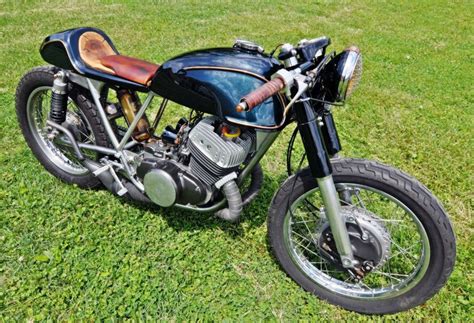 Discuss vintage and cafe racers with other houstonians. Suzuki T500 J&B | Cafe racer, Vintage cafe racer, Suzuki