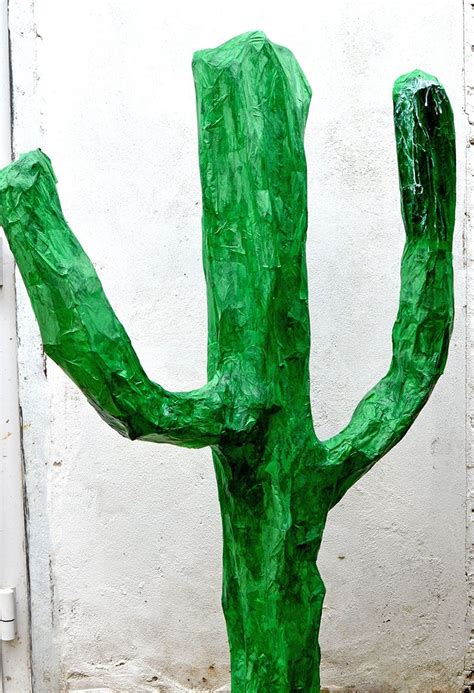 The cactus cat is a mythical creature and fearsome critter that has been reported in the american southwest. Easy DIY Giant Paper Mache Cactus | Paper mache, Cactus ...