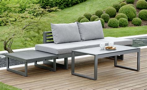 Es wird immer beliebter, das leben im sommer von der wohnung ins freie zu verlegen. Loungemöbel Aluminium Lange Gwand 1 Garten Günstig Holz ...