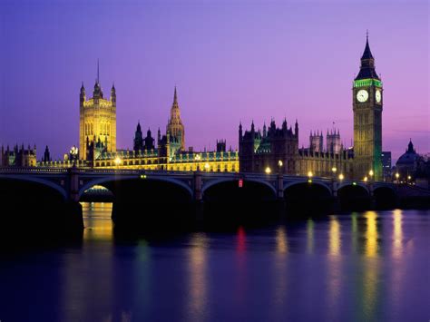 World Visits London England At Night View Look Very Nice