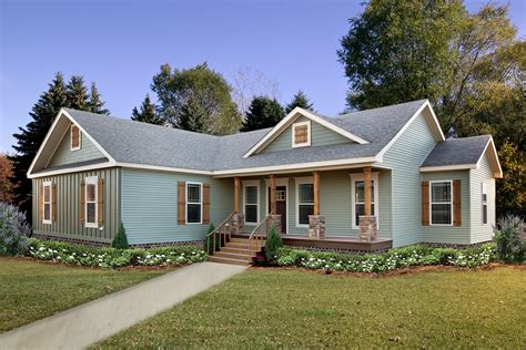 Where are custom home builders in north carolina? File:Briar-ritz-exterior.jpg - Wikimedia Commons