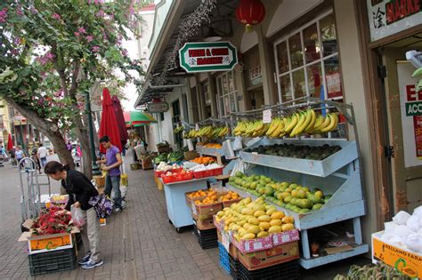 Photo Essay: Chinatown in Honolulu, Hawaii
