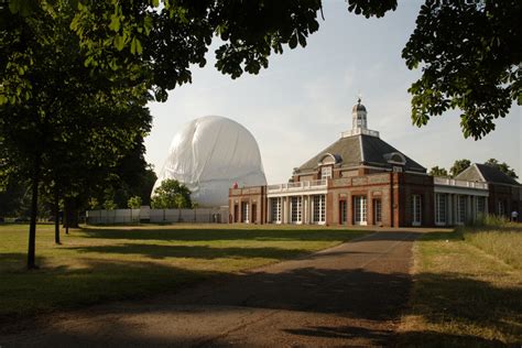 Rem Koolhaas 2006 Serpentine Gallery Pavilion Was Inflated Like A