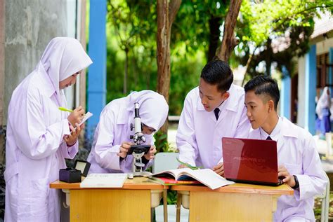 Cks (cianjur kota santri) memuat artikel tentang aqidah Rumah Yatim Targetkan Dua Tahun Bangun 10 Sekolah Unggulan | Republika Online