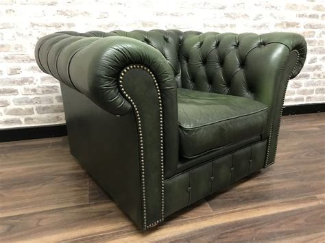 See more ideas about armchair, chesterfield armchair, leather chair. Antique Green Chesterfield Club Armchair | Club armchair ...