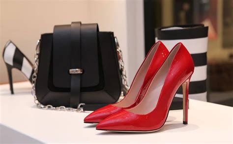 Footwear Fashion Statements 5 Ways To Pick The Perfect Shoes For Any