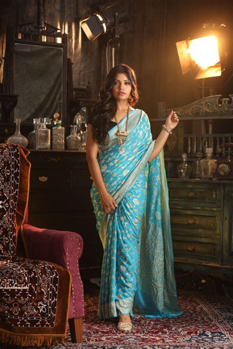 Turquoise Blue Colour Pure Silk Chiffon Saree With Zari Work