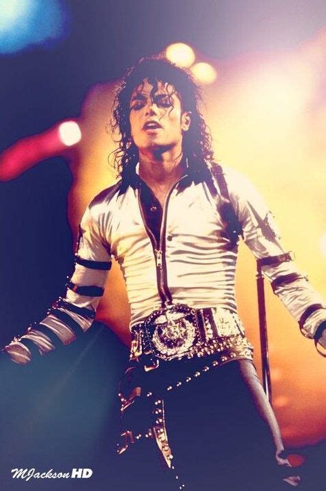 Puede que Black or White no sea la canción más famosa de Michael