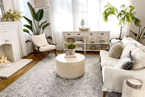 8 Decorating Ideas When Styling A Small Living Room