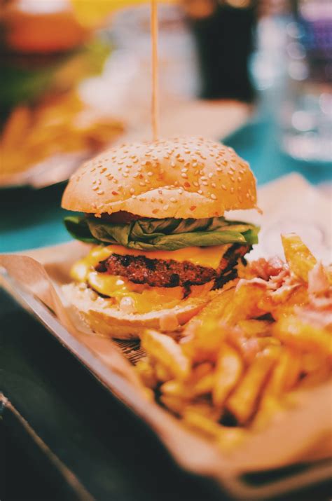 Food Photography Of Burger And Fries Photo Free Image On Unsplash