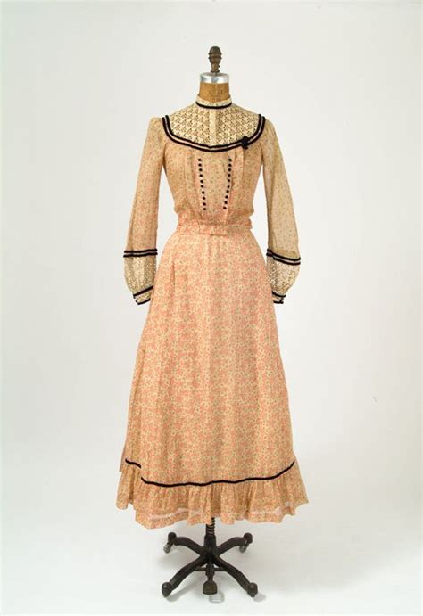 Antique 1890s Dress Coral Feedsack Cotton Print 19th Century Dress