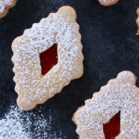 Linzer Cookies Chef Lindsey Farr
