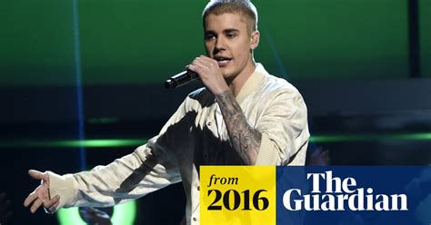 Footage Appears To Show Justin Bieber Punch A Fan Who Reached Into Car