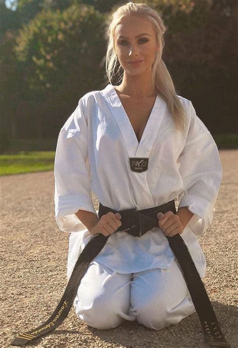 Pin By E Cohen On Karate Fighters Martial Arts Women Mixed Martial Arts Martial Arts Photography