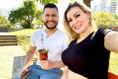 Ex detona Andressa Urach Não se liga que está prejudicando o filho Metrópoles