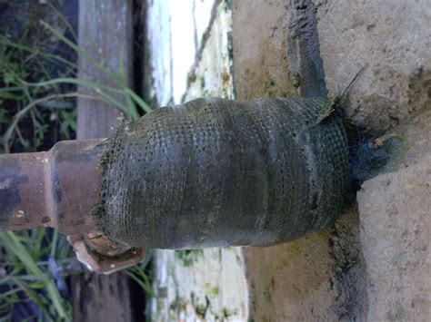 Need to repair a broken or leaking pvc pipe? Easy new way to repair leaky copper and PVC pipes and ...