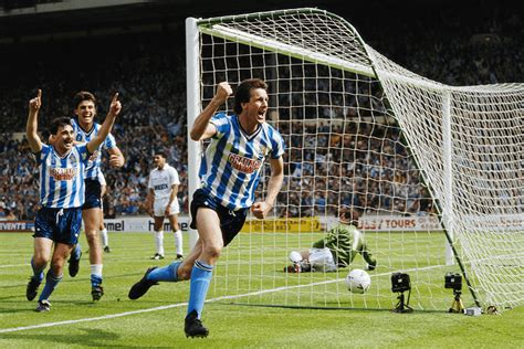 Before the first round there were a number of qualifying rounds that featured hundreds of clubs from the lower reaches of the english game. 1987 FA Cup Final - the twists and turns at the twin ...