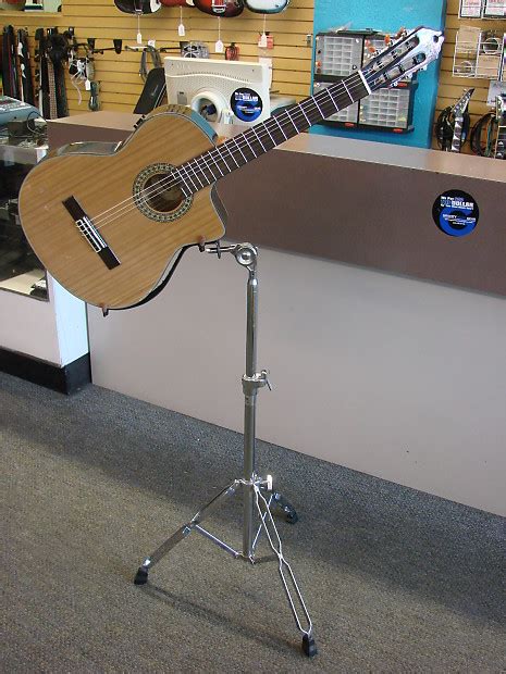 Gracie Stand Up Guitar Instrument Stand 27 49 Reverb