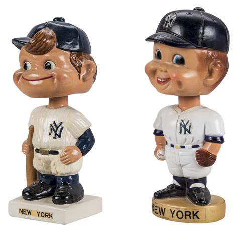 Lot Detail Lot Of 2 Vintage New York Yankees Bobble Heads