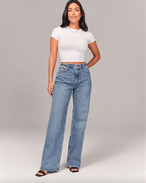 15 Best Jeans For Women In 2023