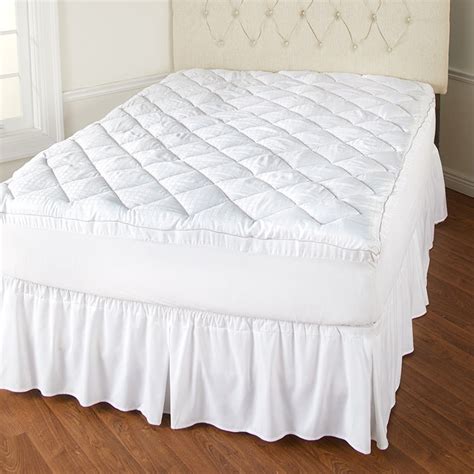 Overfilled Cushioning Mattress Pad With Quilted Stitch King Size