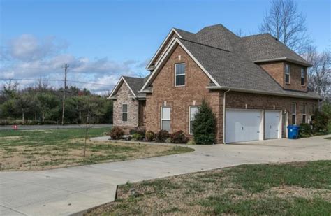 Minutes to 840 and all the amenities smyrna has to offer! Smyrna TN Real Estate