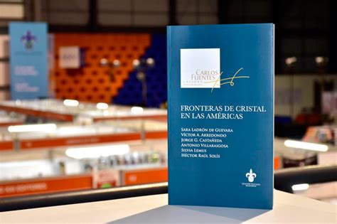 Con ustedes, silvia corzo en el capítulo de anoche de cuatro caminos. Editorial UV presentó el libro Fronteras de cristal en las ...