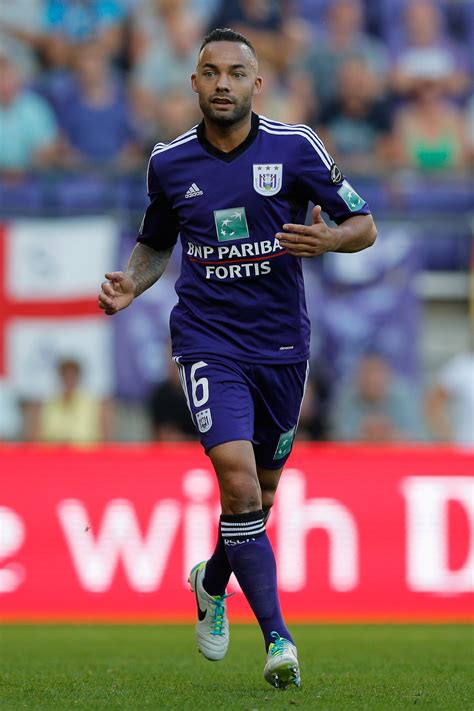 We did not find results for: Vice da Copa com a Holanda em 2010 usa internet para ...