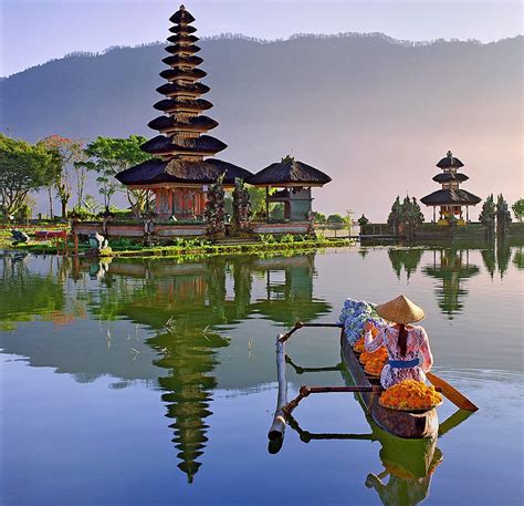 Templo De Ulun Danu Bali Indonésia Monumentos Templo Bali