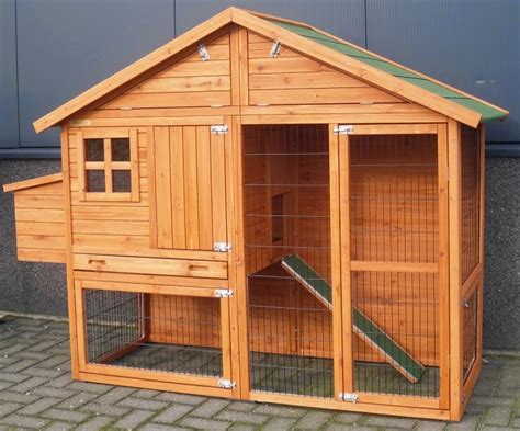 Building a chicken coop makes great financial, health and environmental sense and this article gets you started with the essential points you must you will need to build a backyard chicken coop of course to keep your hens healthy and happy and safe from predators. How to Build Backyard Chicken Coops ~ Best Chicken Coop Guide
