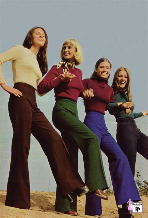 Retro Fashion Pictures From The 1950s 1960s 1970s 1980s And 1990s 1970s Fashion Women 70s